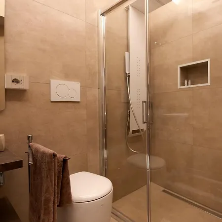 Centro House Парма